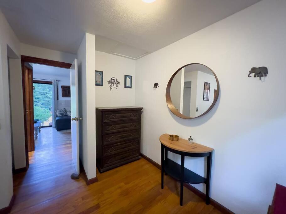 Little House In The Redwoods With A Hot Tub! Garberville Exterior foto
